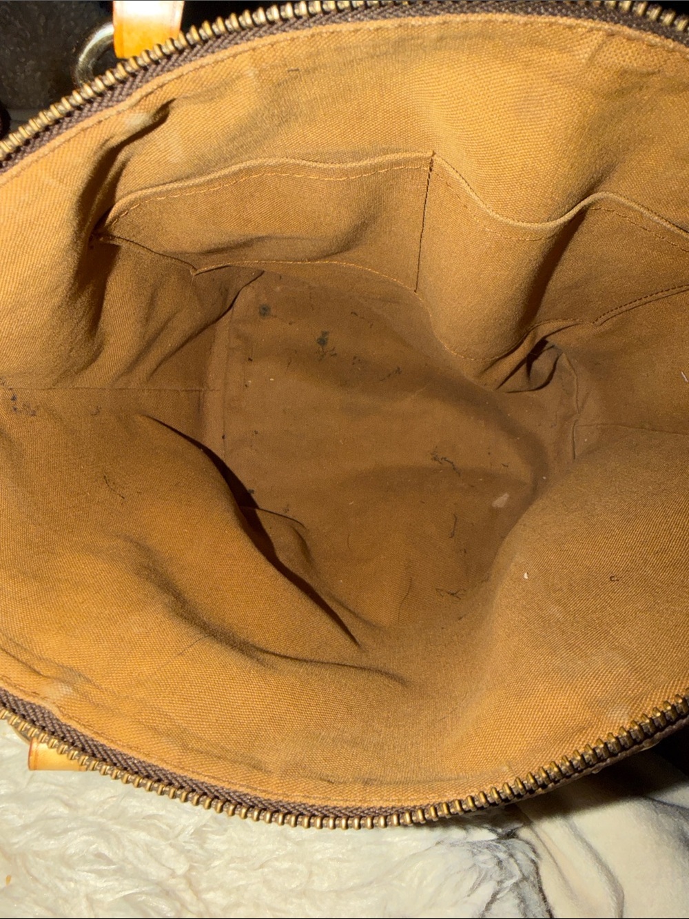 Louis Vuitton Vintage Monogram Canvas Tote with Vachetta Trim - Picture 4 of 6